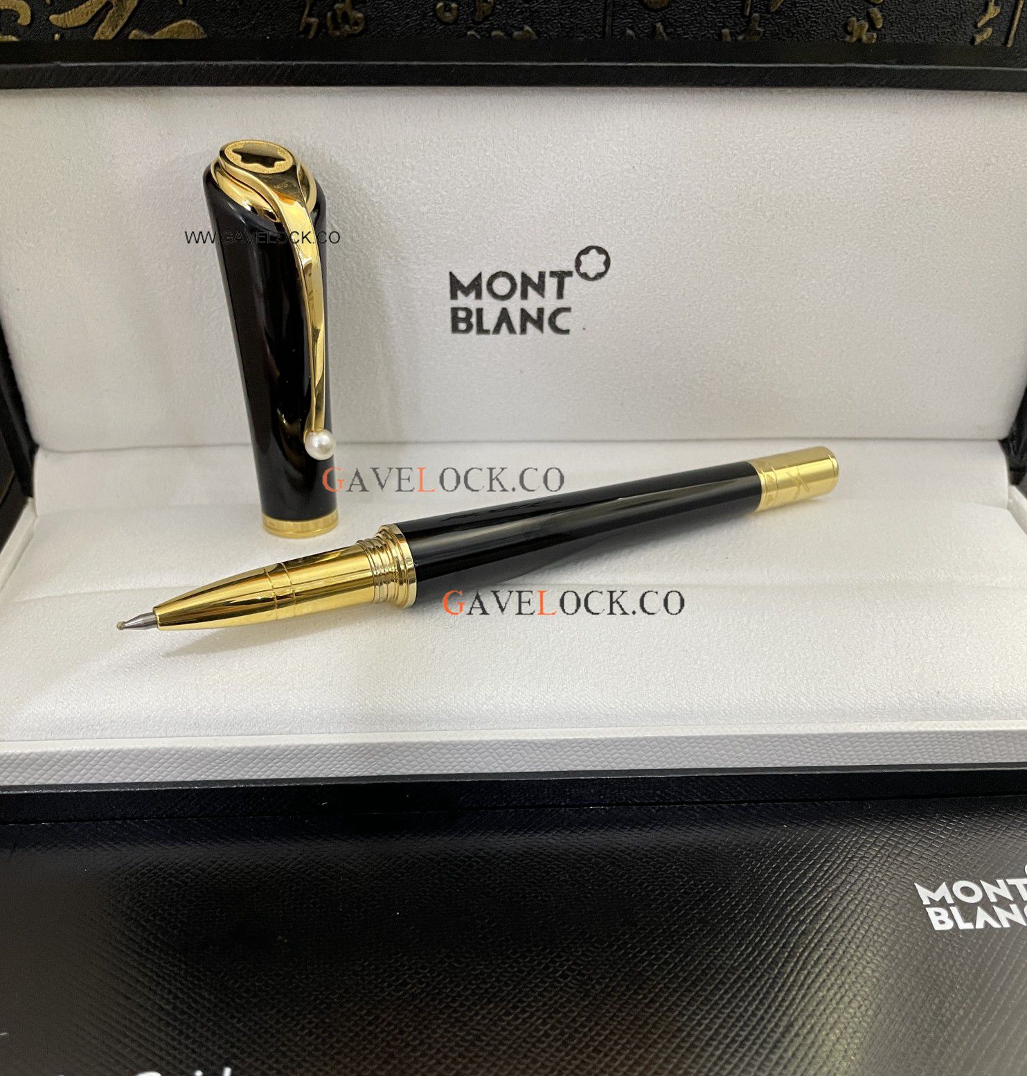 AAA Copy Montblanc Marilyn Monroe Black & Gold Rollerball Pen